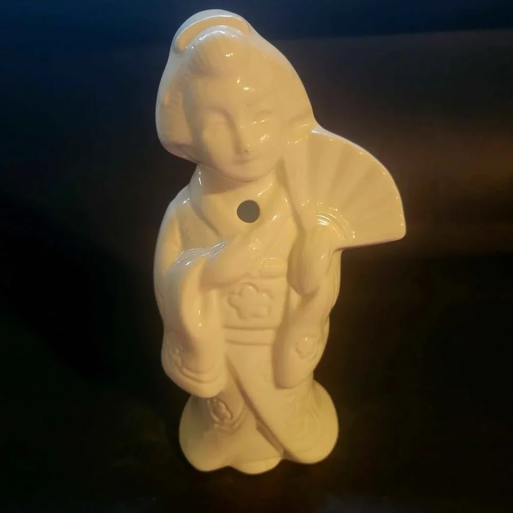 Vintage Benihana Geisha Girl Porcelain Tiki Mug Or Planter